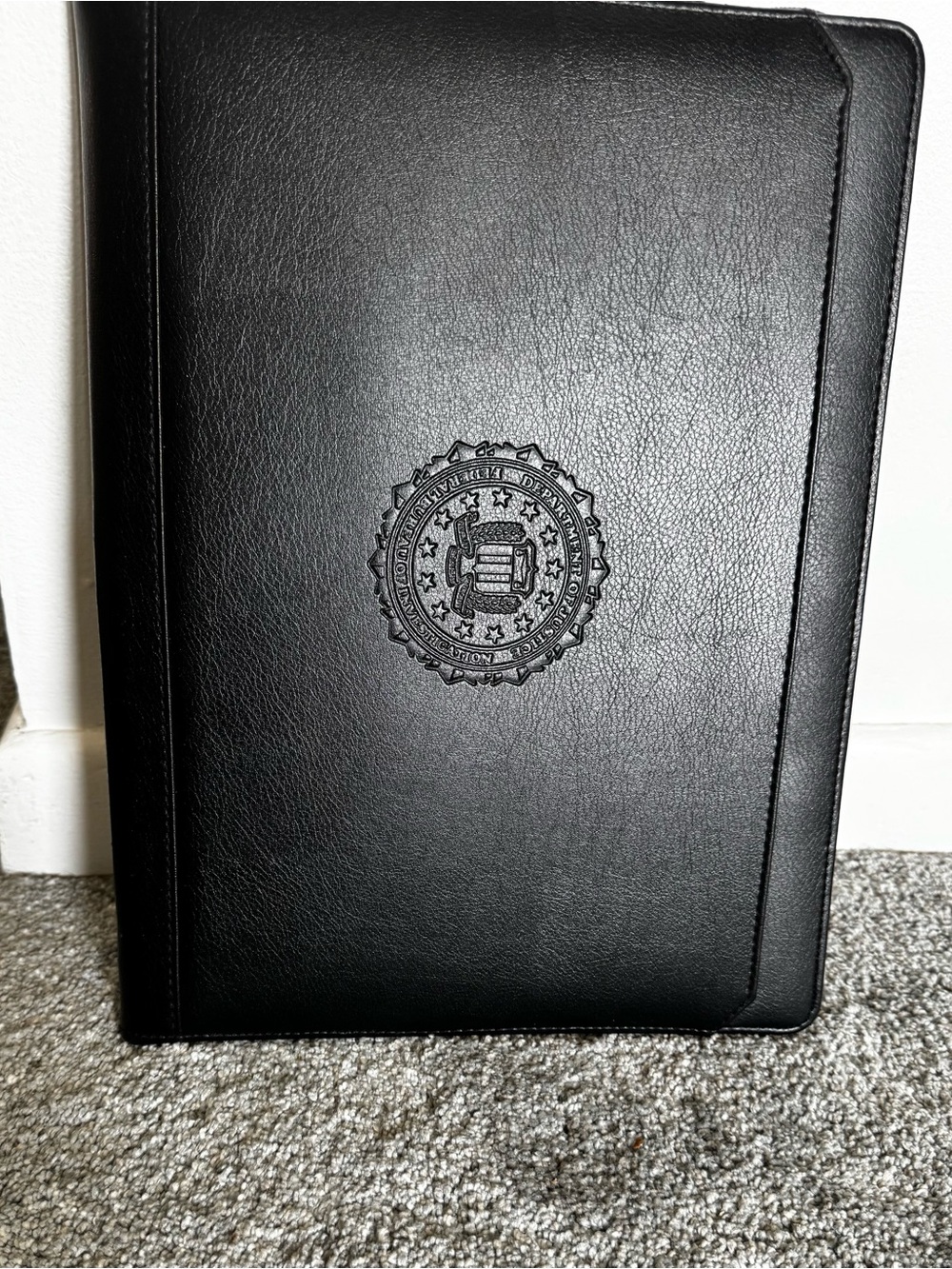 Department of Justice – Federal Bureau of Investigation (FBI) Zippered Padfolio